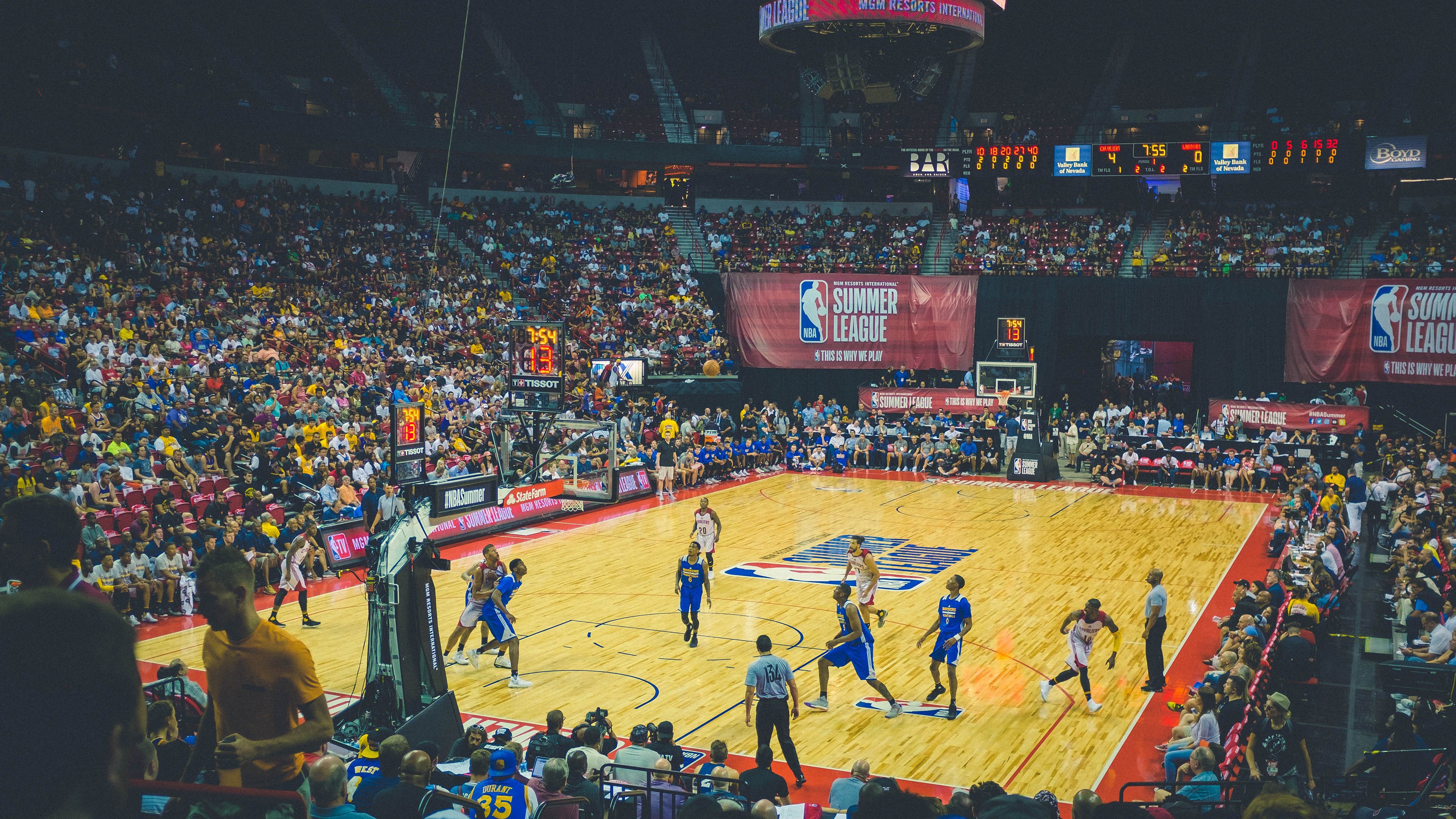 范奥特尔戴克刷新比利时全国纪录，范得比尔特大学